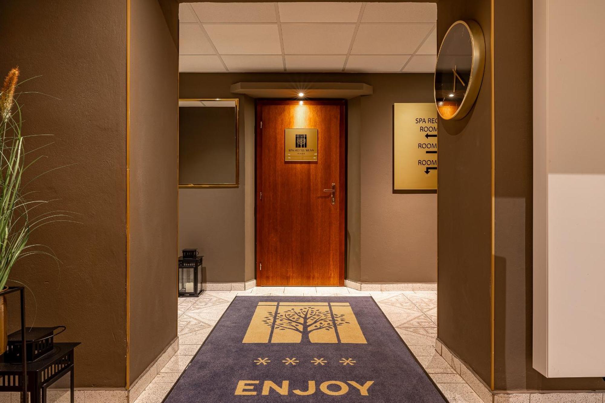 Spa & Wellness Hotel Silva Marianske Lazne Exterior photo