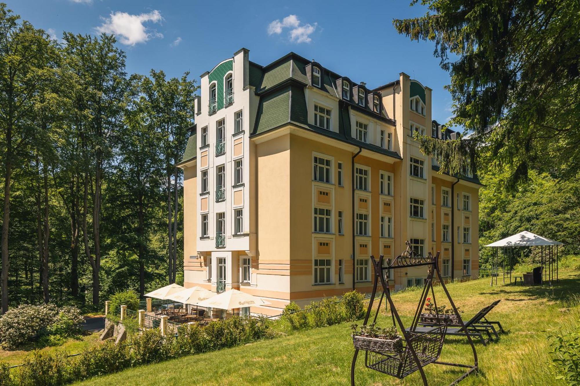 Spa & Wellness Hotel Silva Marianske Lazne Exterior photo